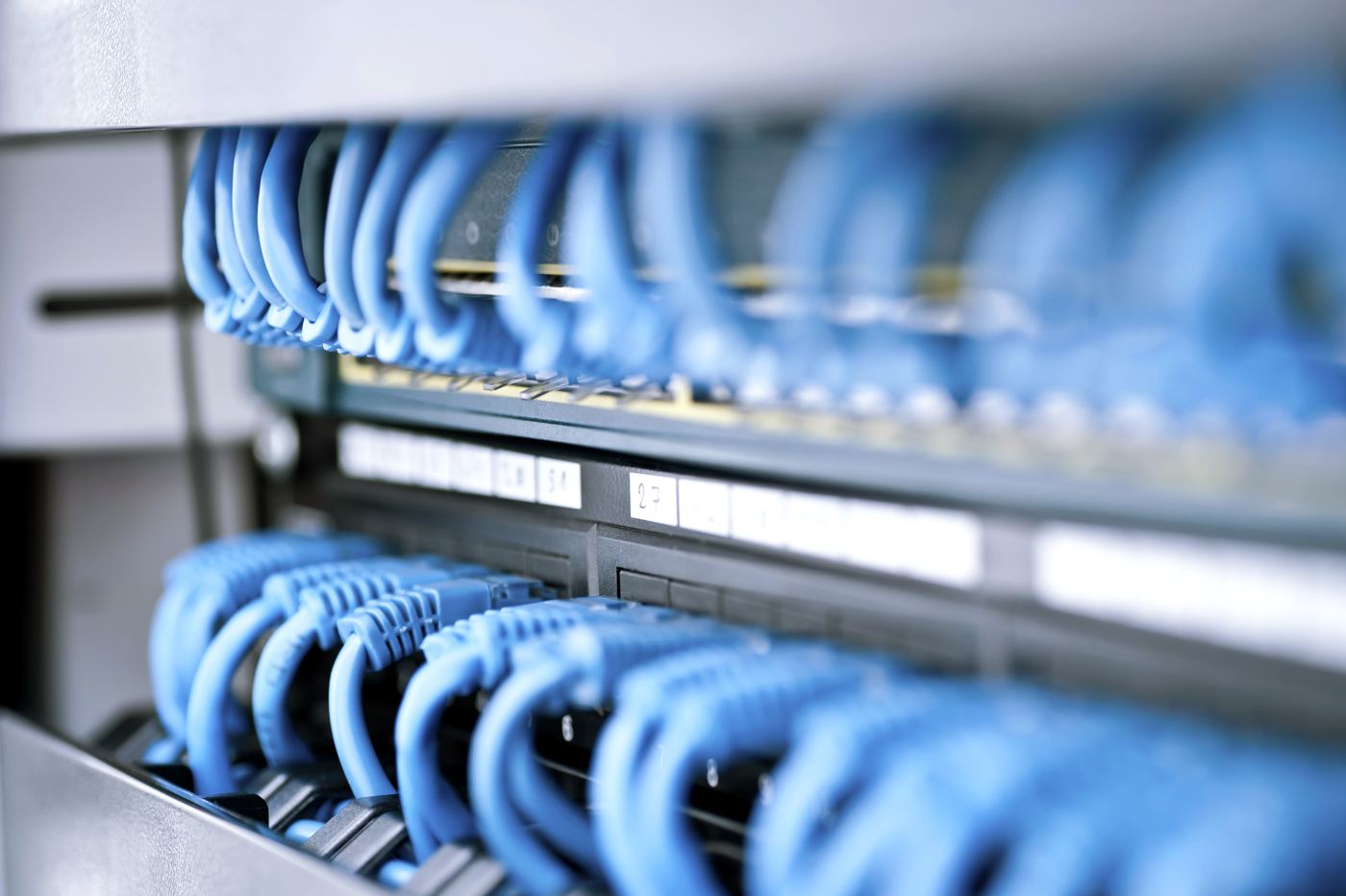 Patch panel and patch leads